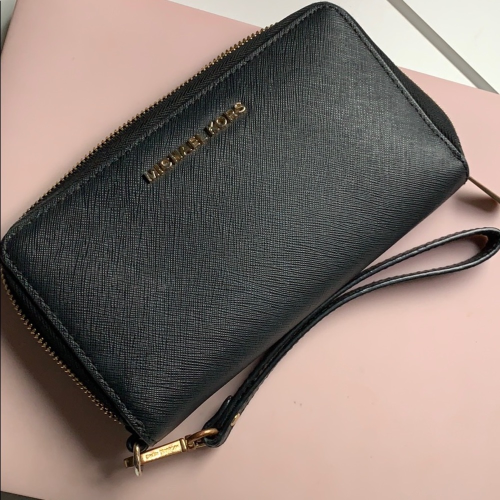 Micheal Kors Wallet